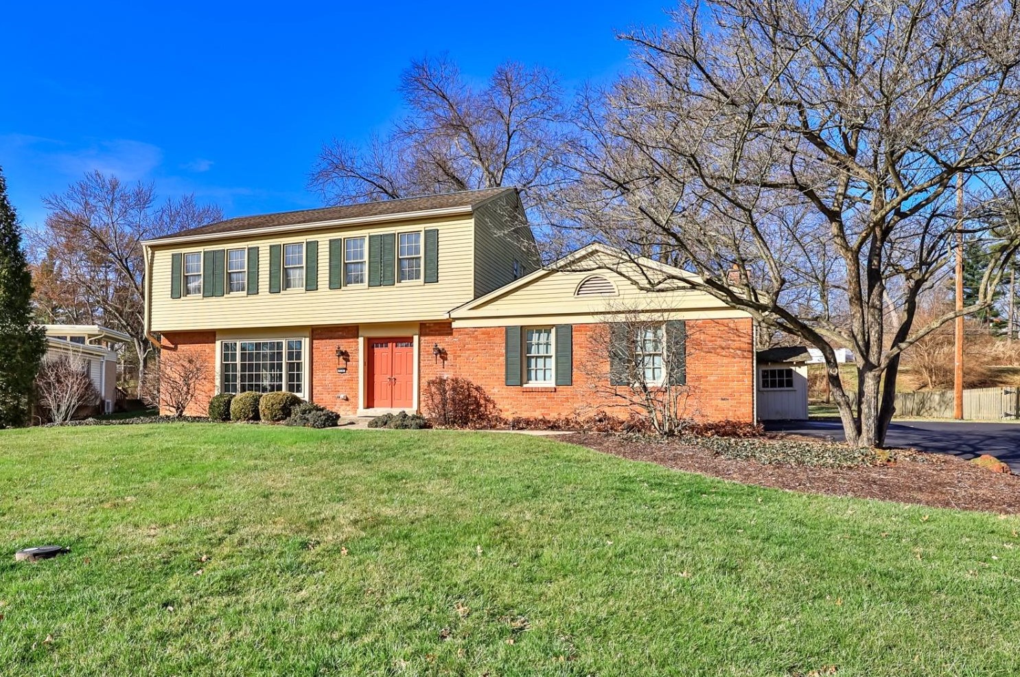 10347 Lochcrest Dr, Cincinnati, OH 45231-2737