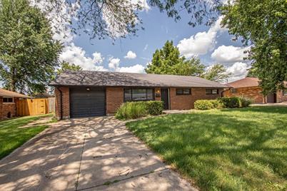 1637 W Stroop Rd, Dayton, OH 45439 - Photo 1