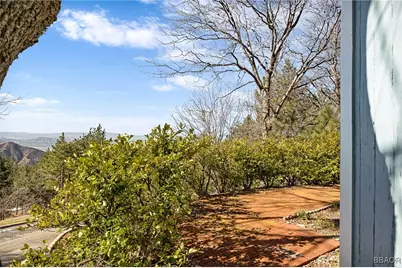 30172 Enchanted Way, Running Springs, CA 92382 - Photo 34