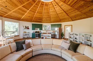 721 Chillon Dr, Lake Arrowhead, CA 92325 - Photo 10