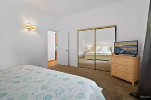 38634 N Shore Dr, Fawnskin, CA 92333 - Photo 28
