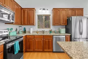 38634 N Shore Dr, Fawnskin, CA 92333 - Photo 16