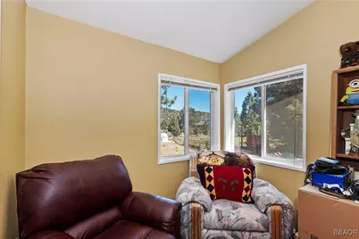 47070 Skyview Drive, Big Bear City, CA 92314 - Photo 26