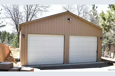 442 Inyo Avenue, Sugarloaf, CA 92386 - Photo 26