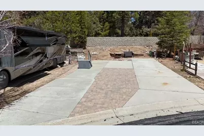 40751 North Shore Lane #25, Fawnskin, CA 92333 - Photo 2