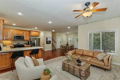 28589 Shenandoah Drive, Lake Arrowhead, CA 92352 - Photo 6