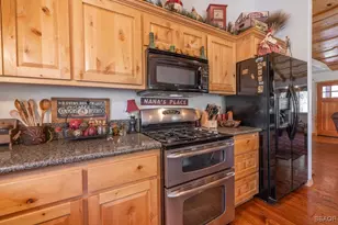 600 Kean Way, Big Bear City, CA 92314 - Photo 16