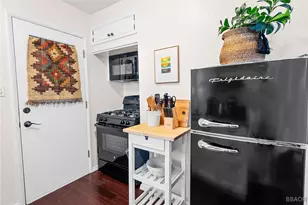 580 Thrush Dr, Big Bear Lake, CA 92315 - Photo 24