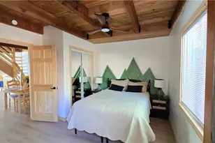 317 Spruce Ln, Sugarloaf, CA 92386 - Photo 10