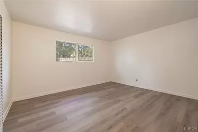 1044 E Country Club Boulevard, Big Bear City, CA 92314 - Photo 8