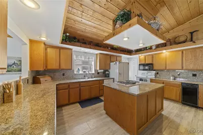 40258 Narrow Lane, Big Bear Lake, CA 92315 - Photo 18