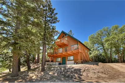 33533 Holcomb Creek Drive, Green Valley Lake, CA 92341 - Photo 2