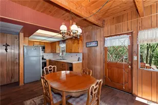 33533 Holcomb Creek Dr, Green Valley Lake, CA 92341 - Photo 10