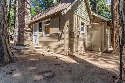 27917 Squirrel Lane, Lake Arrowhead, CA 92352 - Photo 8