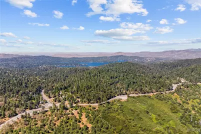 27917 Squirrel Lane, Lake Arrowhead, CA 92352 - Photo 32