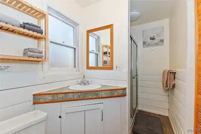 669 Main Street, Big Bear Lake, CA 92315 - Photo 18