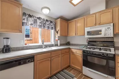 410 Los Angeles Avenue, Sugarloaf, CA 92386 - Photo 6