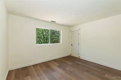 228 E Country Club Boulevard, Big Bear City, CA 92314 - Photo 20