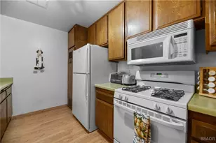 103 Rockledge Ln, Lake Arrowhead, CA 92352 - Photo 6
