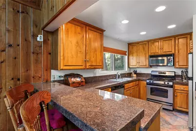 279 Old Toll Road, Lake Arrowhead, CA 92317 - Photo 10