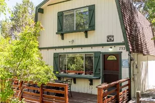 753 Maple Ln, Sugarloaf, CA 92386 - Photo 8