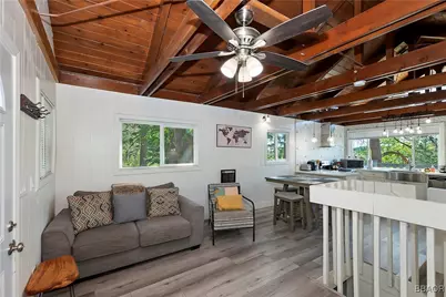 33026 Donner, Running Springs, CA 92387 - Photo 10