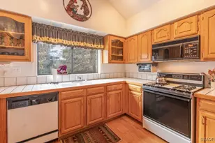 43091 Bear Creek Ct, Big Bear Lake, CA 92315 - Photo 8