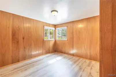 901 Sugarloaf Boulevard, Big Bear City, CA 92314 - Photo 20