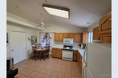 26478 Thunderbird Drive, Lake Arrowhead, CA 92352 - Photo 20