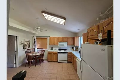 26478 Thunderbird Drive, Lake Arrowhead, CA 92352 - Photo 14