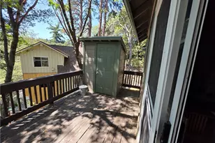 26478 Thunderbird Dr, Lake Arrowhead, CA 92352 - Photo 18