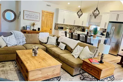 187 Dixie Lee Lane, Big Bear City, CA 92386 - Photo 4