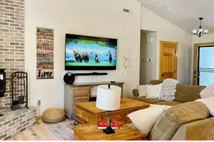 187 Dixie Lee Ln, Big Bear City, CA 92386 - Photo 6