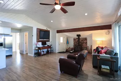 1541 Upland Drive, Big Bear City, CA 92314 - Photo 10