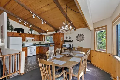 42895 Monterey Street, Big Bear Lake, CA 92315 - Photo 10
