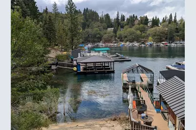 S 568 Hwy 173 #B, Lake Arrowhead, CA 92352 - Photo 2