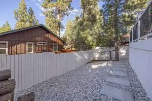 225 E Aeroplane Blvd, Big Bear City, CA 92314 - Photo 34