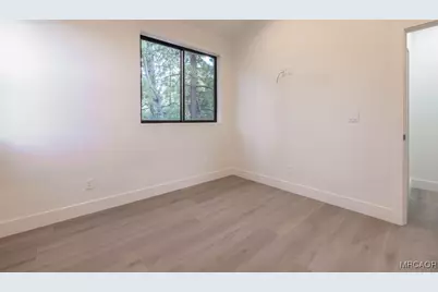 225 E Aeroplane Boulevard, Big Bear City, CA 92314 - Photo 28