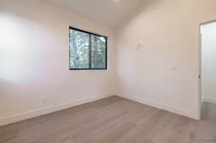 225 E Aeroplane Blvd, Big Bear City, CA 92314 - Photo 28