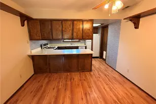 411 E Fairway Blvd, Big Bear City, CA 92314 - Photo 4