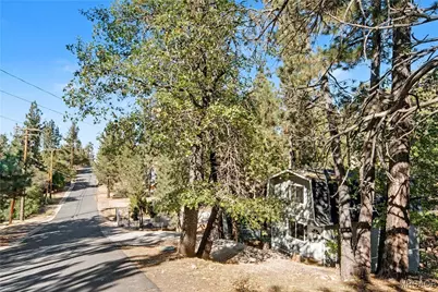 683 Orange Avenue, Sugarloaf, CA 92386 - Photo 32