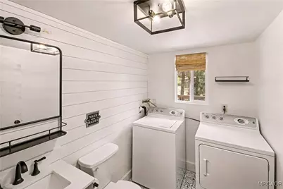 683 Orange Avenue, Sugarloaf, CA 92386 - Photo 8