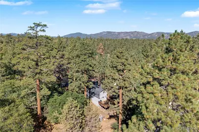 683 Orange Avenue, Sugarloaf, CA 92386 - Photo 4