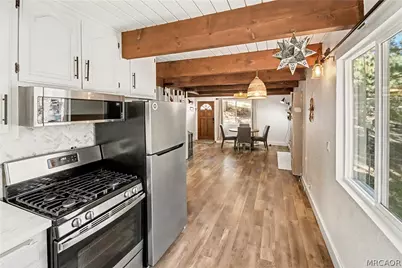 683 Orange Avenue, Sugarloaf, CA 92386 - Photo 28