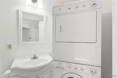 1242 Evergreen Lane, Lake Arrowhead, CA 92352 - Photo 30