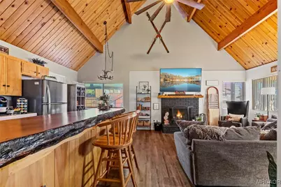 642 Villa Grove Avenue, Big Bear City, CA 92314 - Photo 6