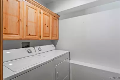 644 St Moritz Drive, Big Bear Lake, CA 92315 - Photo 12