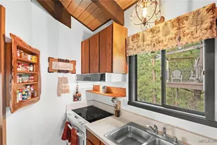 1281 Sand Canyon Ct, Big Bear Lake, CA 92315 - Photo 10