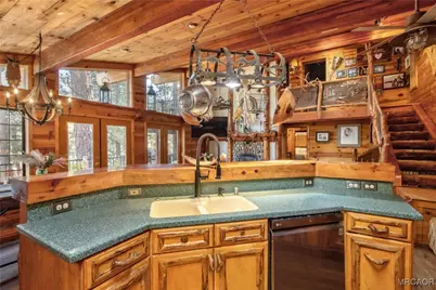 440 Saw Mill Drive, Sugarloaf, CA 92386 - Photo 14