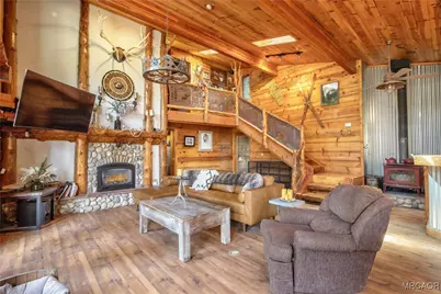 440 Saw Mill Drive, Sugarloaf, CA 92386 - Photo 12